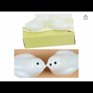 Love Bird Salt and Pepper Shakers caster gift-box